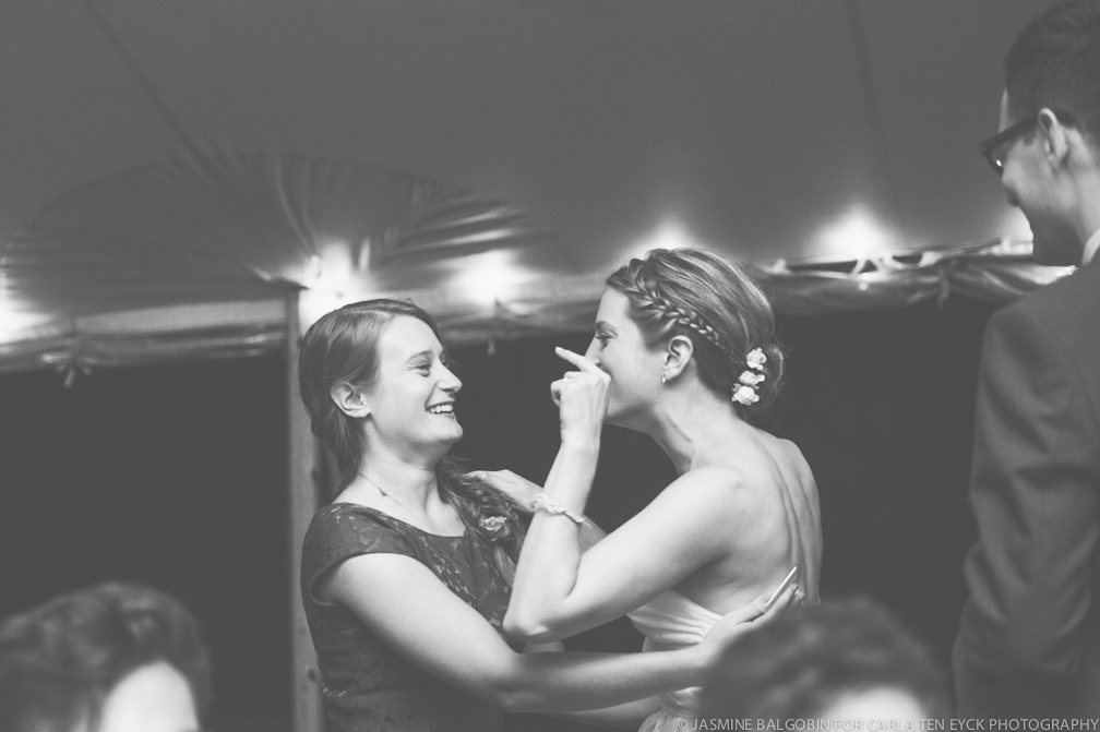 JASMINE_TARA_PHOTOGRAPHY_WHITE_GATE_WEDDING_UNIQUE_WEDDING_PHOTOGRAPHY_NATURAL_LIGHT_LOCAL_MUSIC_CREATIVE_JASMINE_BALGOBIN_-160
