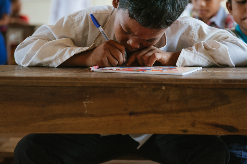 JASMINE_TARA_PHOTOGRAPHY_JASMINE_BALGOBIN_TRAVEL_PHOTOGRAPHY__OUR_SCHOOL_DONATION_CHILDREN_PORTRAIT_CAMBODIA_STRONG_WOMEN_-11